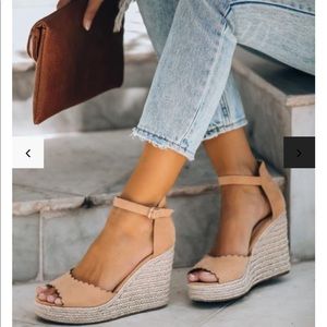 suri scalloped espadrille wedge